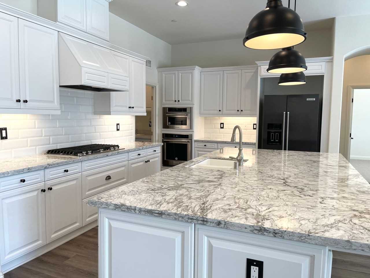 4114 Greendale Ct - Photo 7 of 26