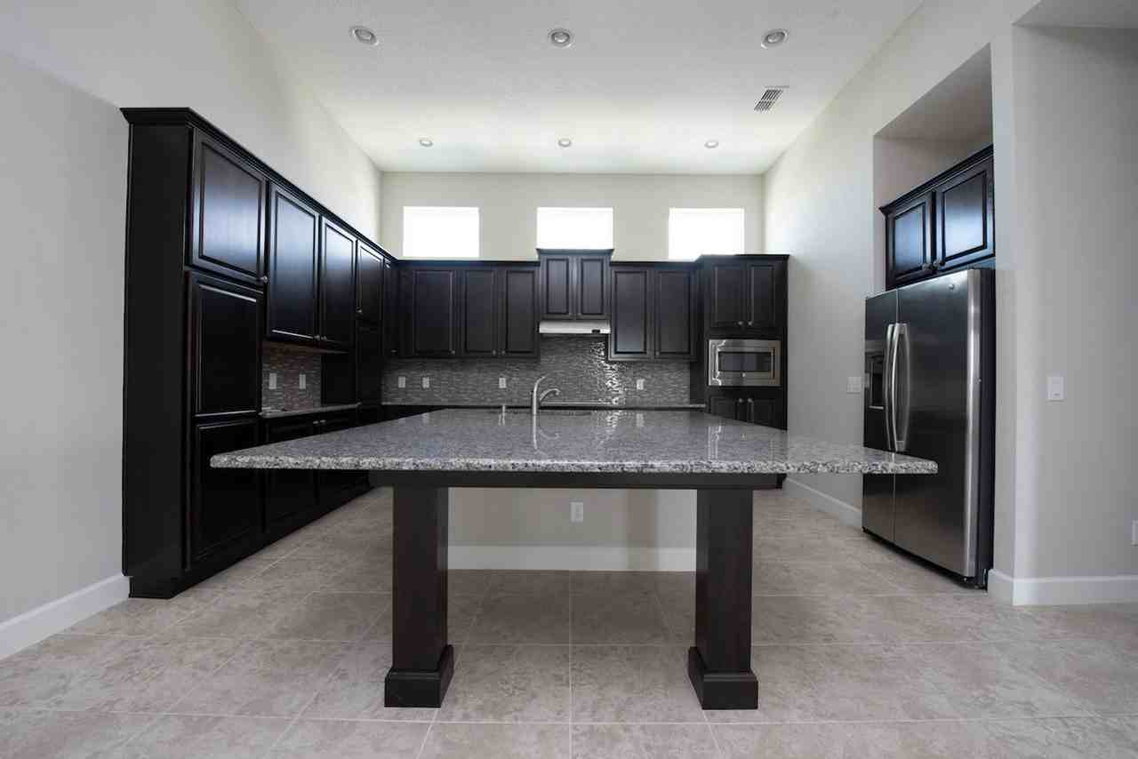 13479 Granger Ave - Photo 6 of 23