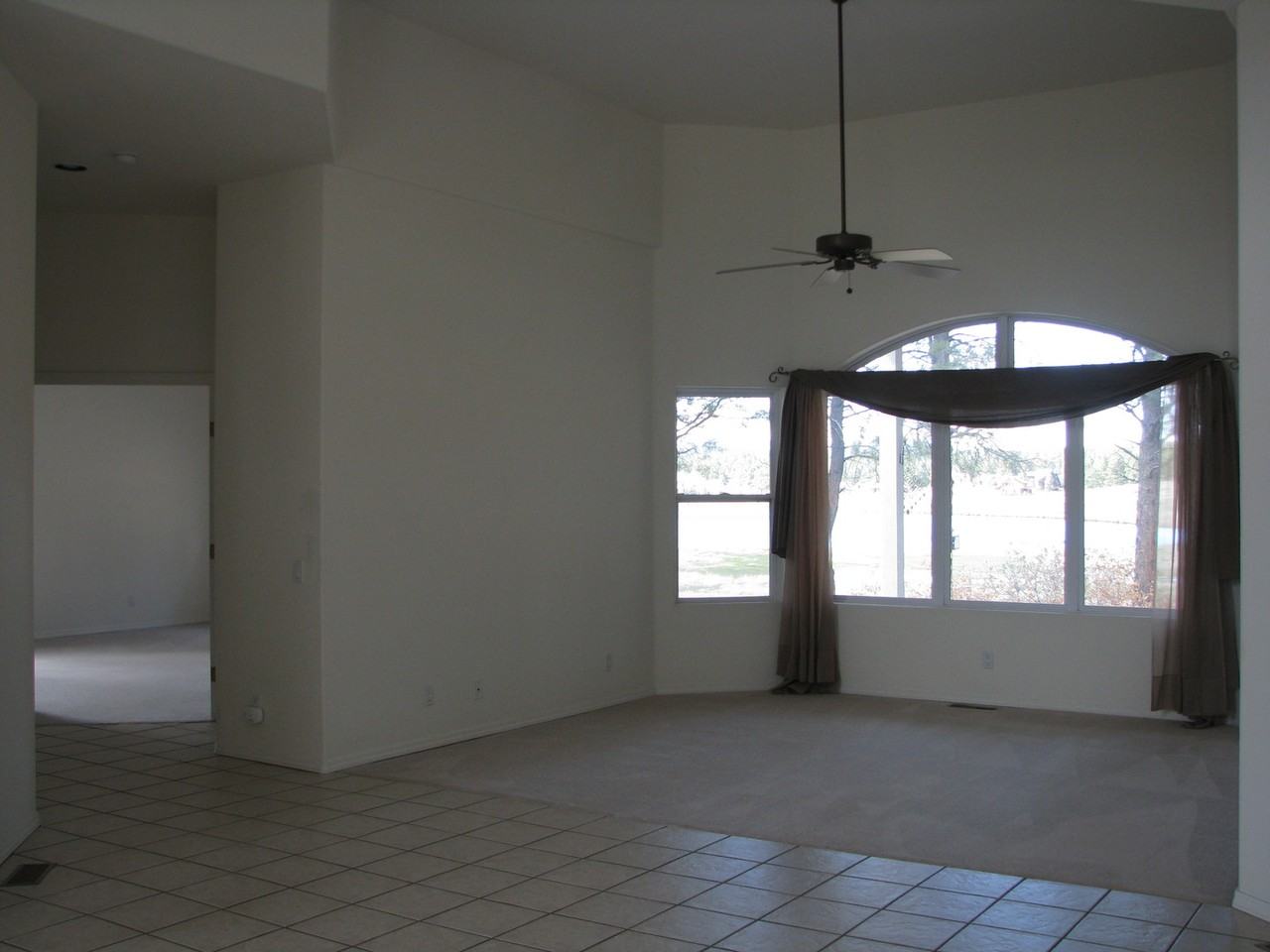 89 Glen Eaton Dr - Photo 2 of 5