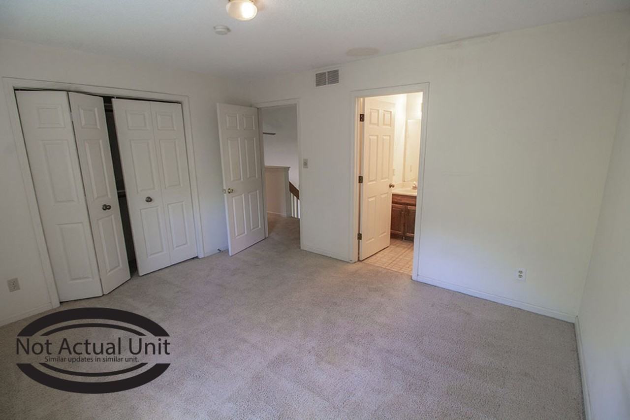 1910 Mirtle Grove Ct - Photo 3 of 28