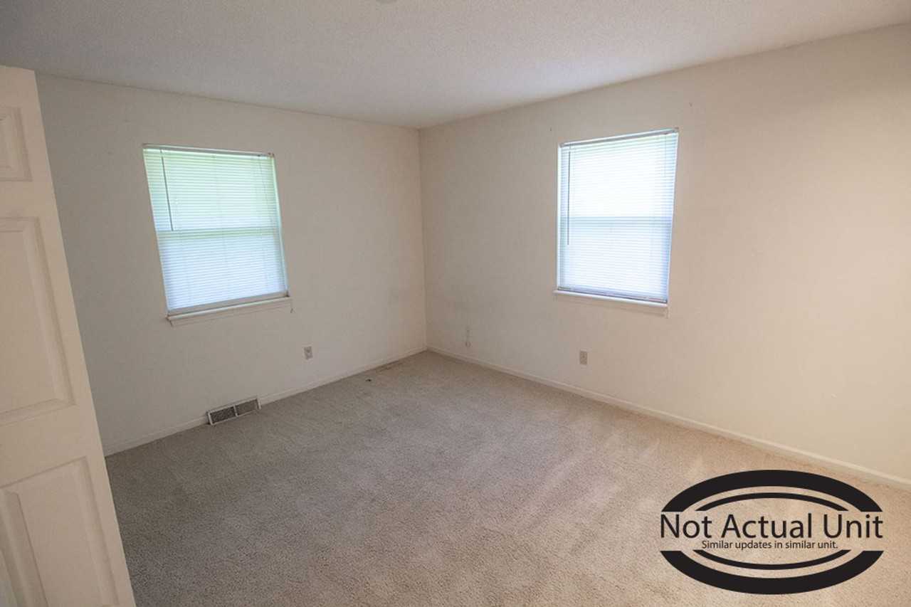 1910 Mirtle Grove Ct - Photo 4 of 28