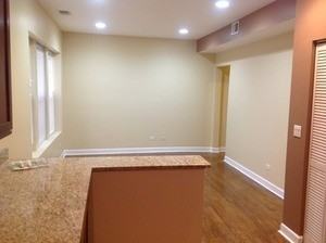 7205 N Damen Ave - Photo 3 of 11