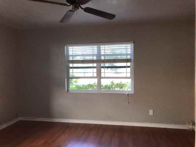 2313 S Thixton Ct - Photo 6 of 22