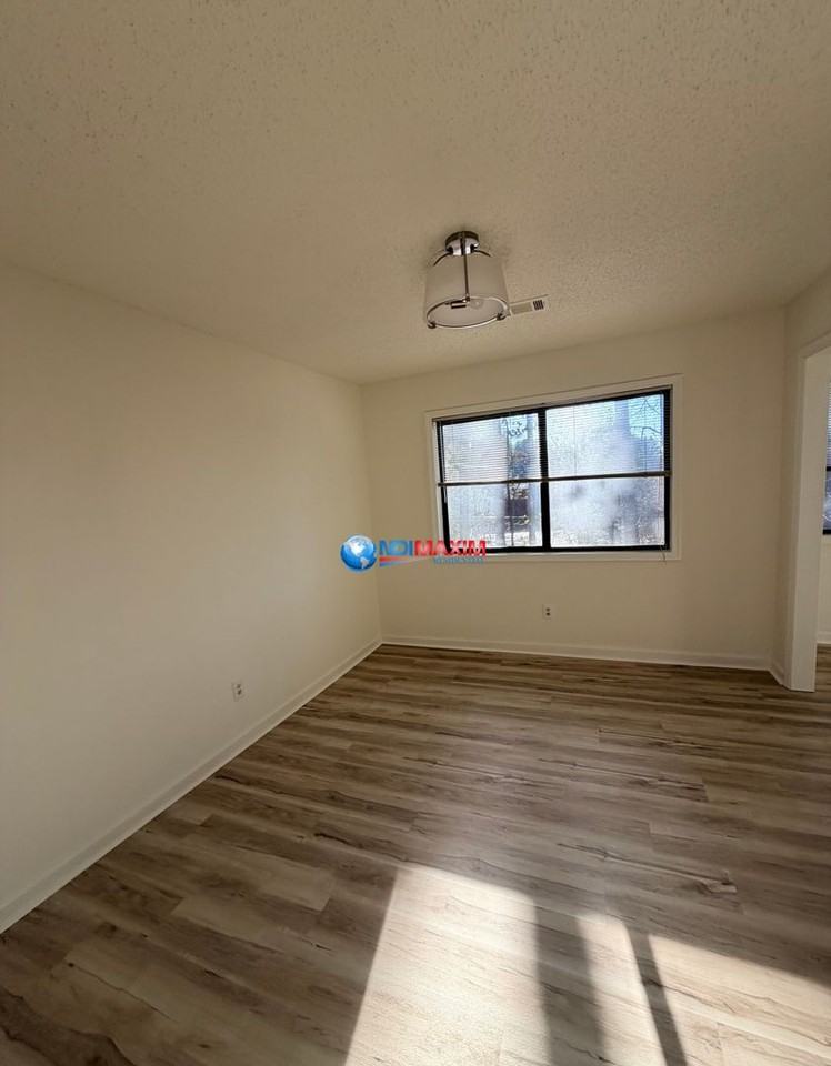 5616 Woodmont Blvd - Photo 3 of 13