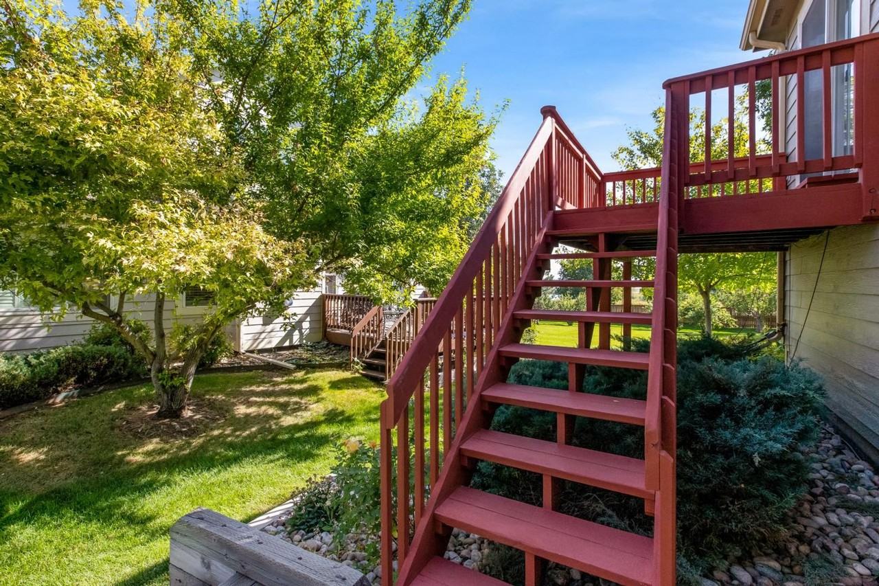 300 Medina Ct - Photo 6 of 29