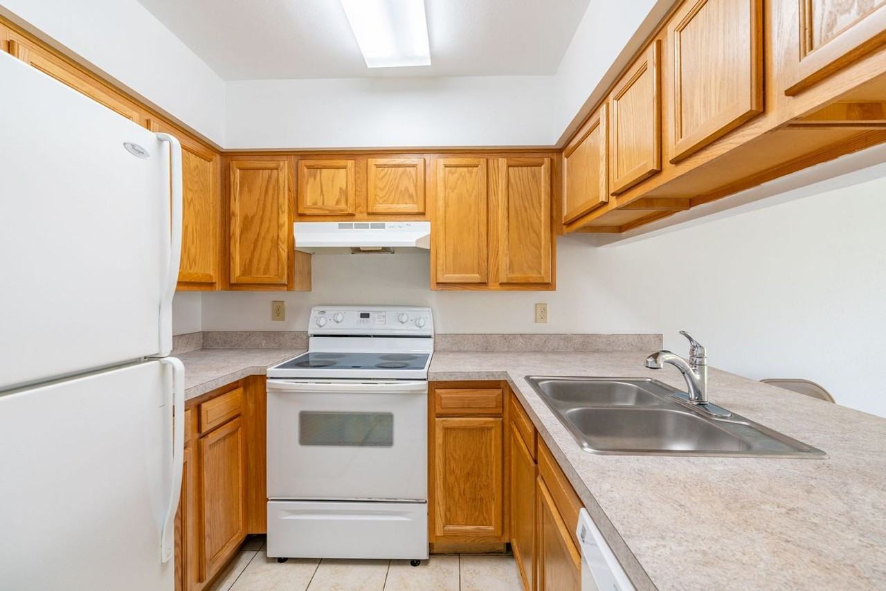 5130 Sunridge Palms Dr - Photo 7 of 24