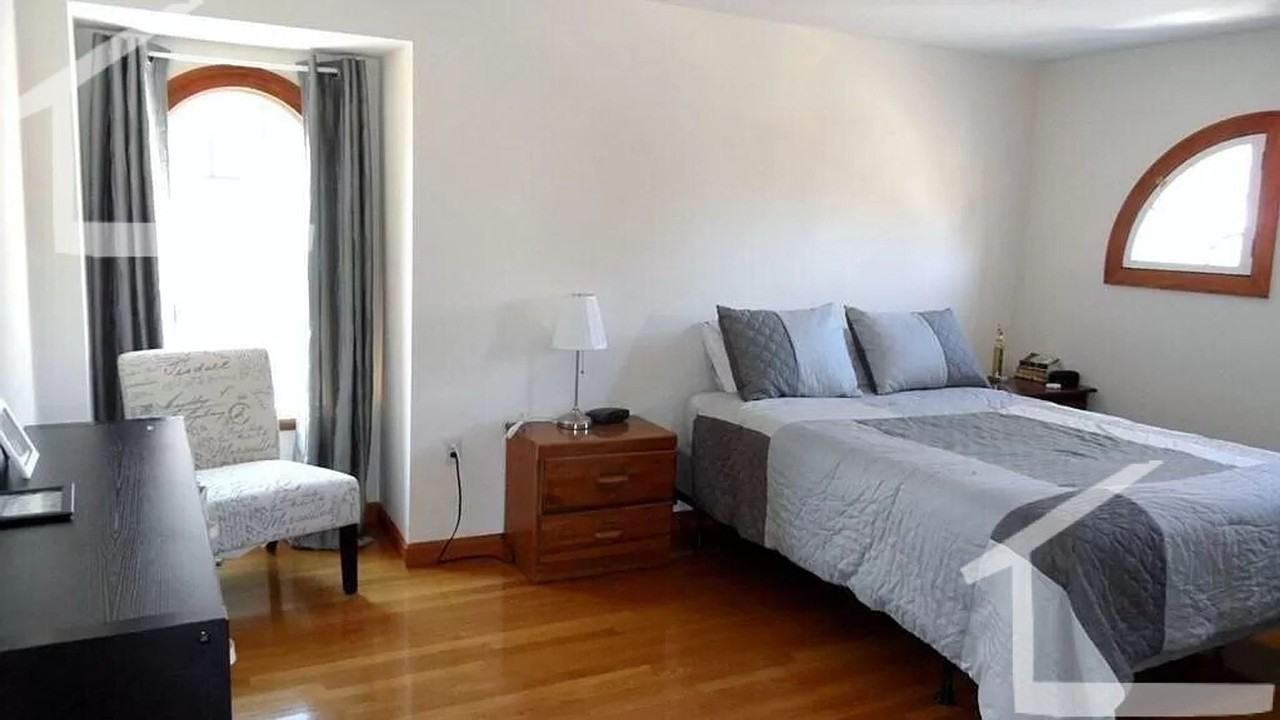 52 Rawson Rd - Photo 5 of 9