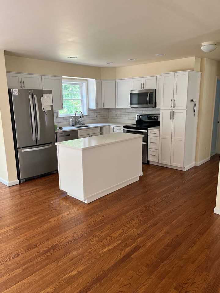 7 Racoon Ln - Photo 2 of 19