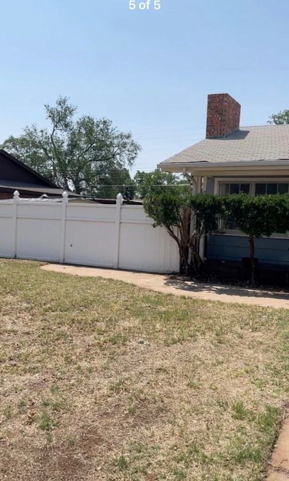 4805 12th St - Photo 5 of 5