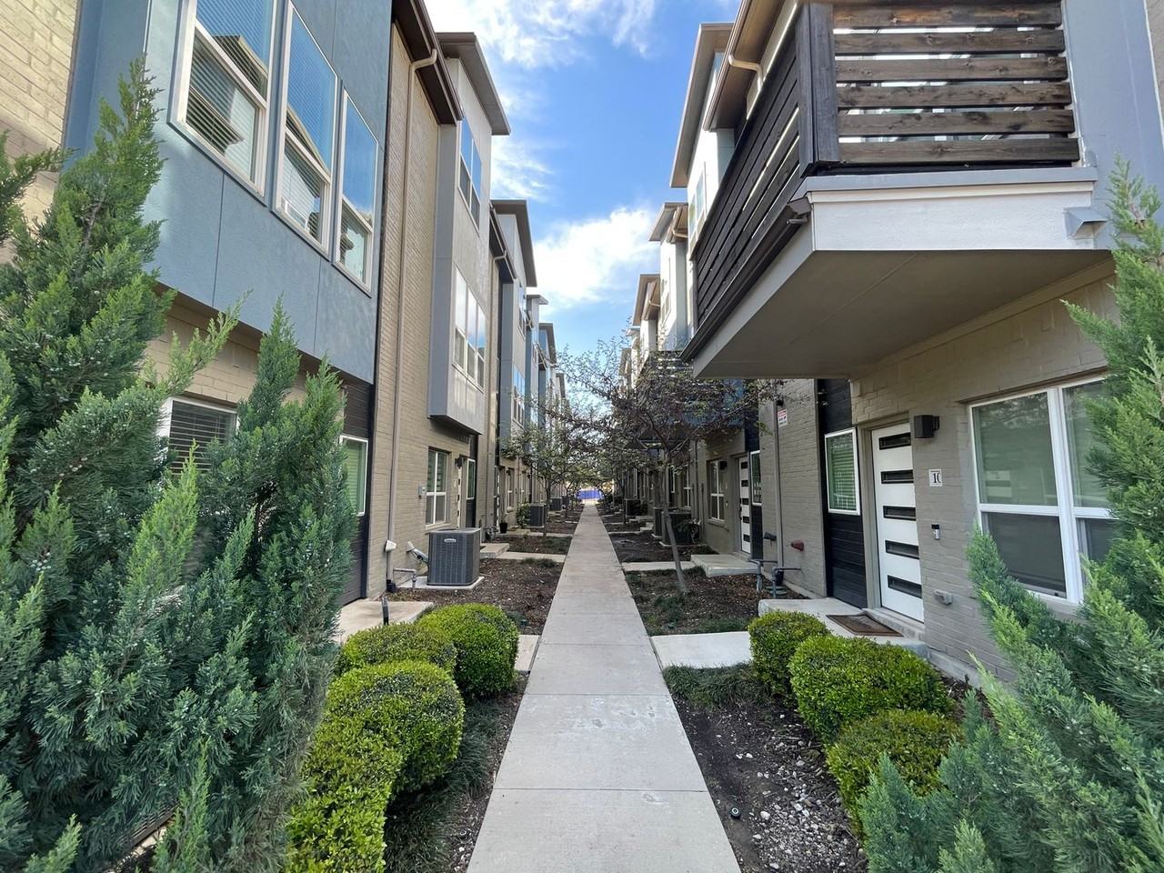 4910 Live Oak St #7 - Photo 4 of 31