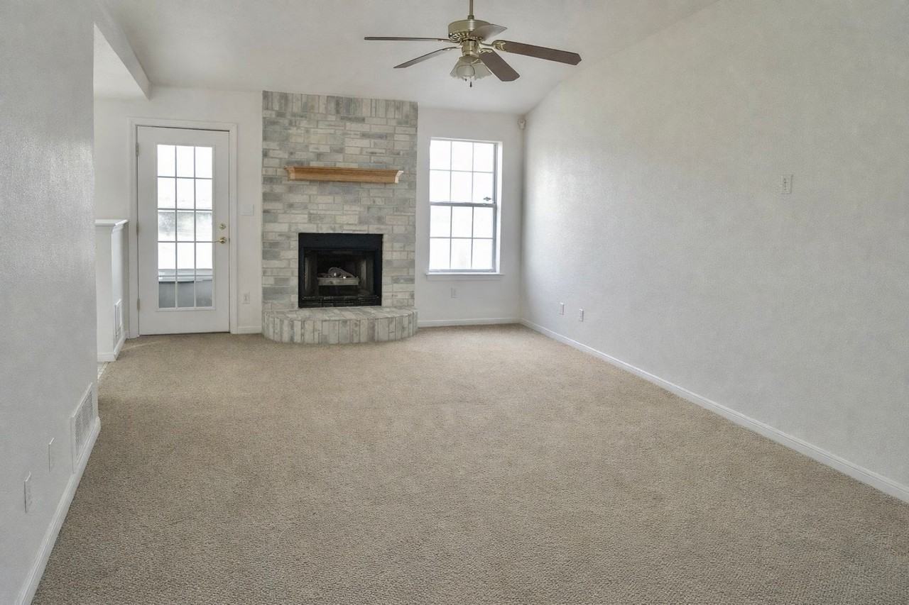 3004 Levy Ln - Photo 2 of 10