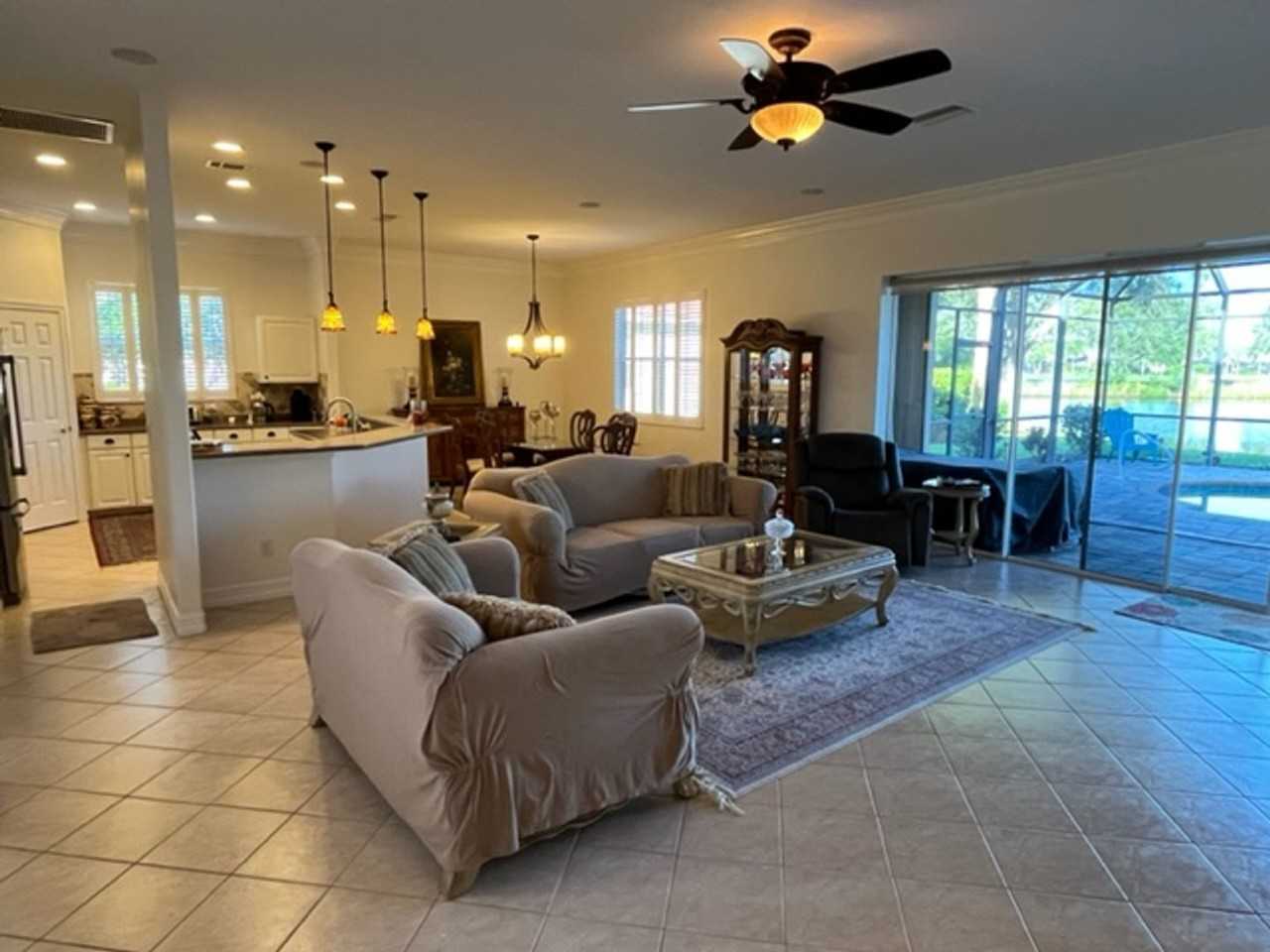 12561 Lake Run Dr - Photo 7 of 17