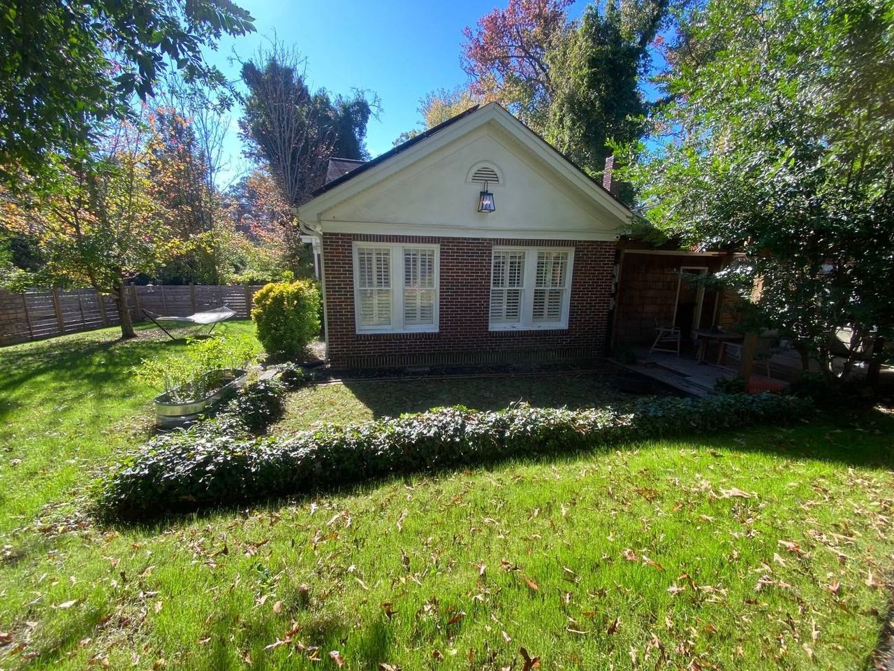 2225 Blossom St - Photo 3 of 32