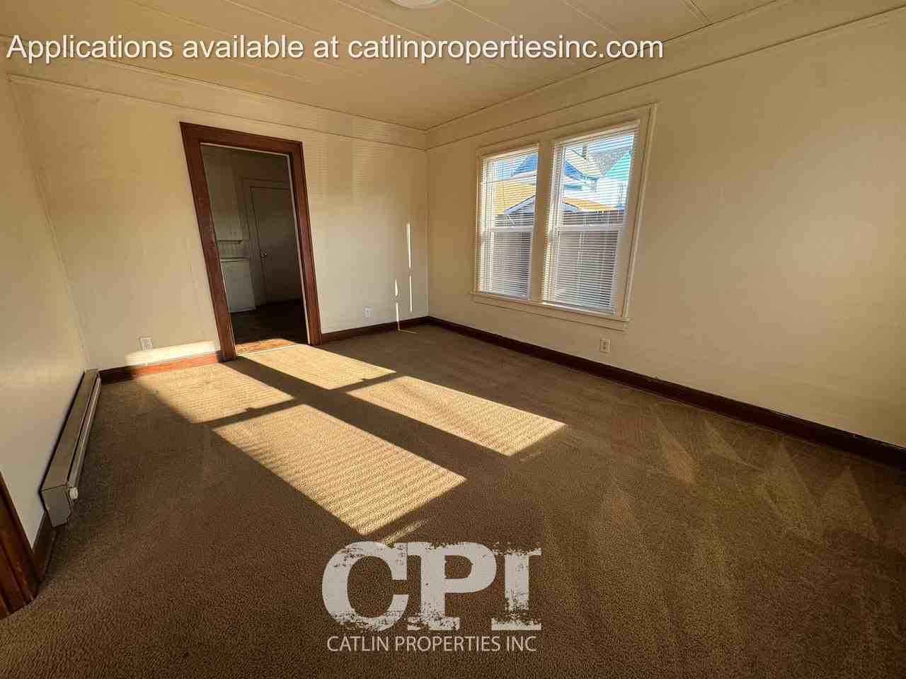 238 B St Sw #B - Photo 3 of 14