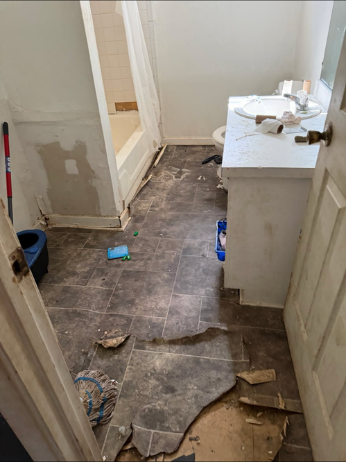 136 Bradley St - Photo 6 of 15