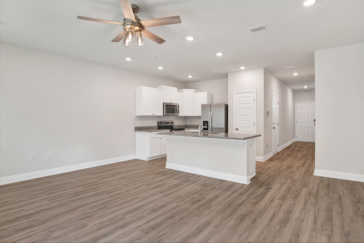 8767 Meadow Flower Ln - Photo 4 of 25