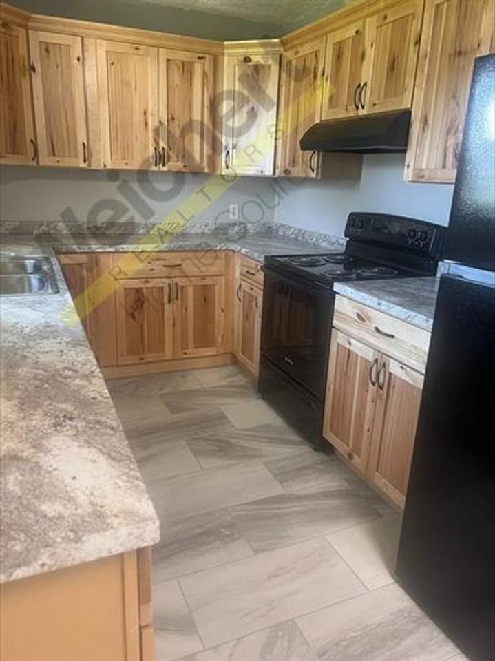 4901 Guy St - Photo 3 of 7