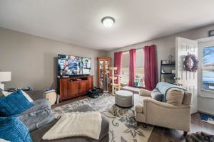 featured image of 1010 S Washington St