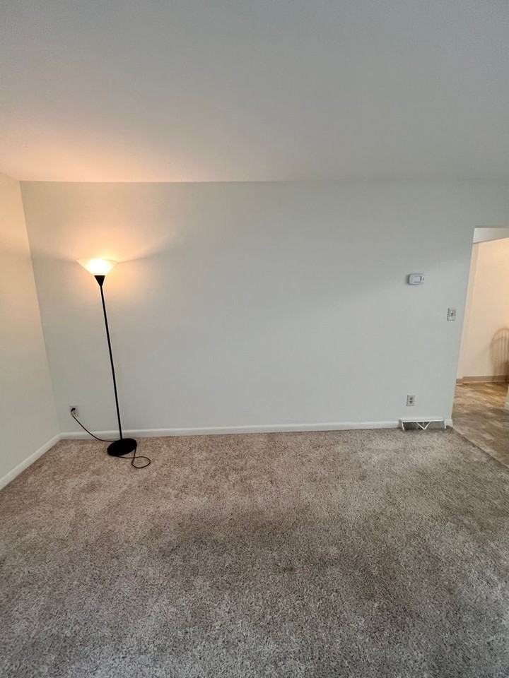 101 Mitchell Cir - Photo 4 of 21