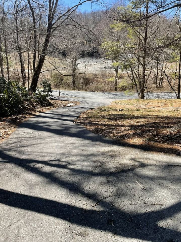 224 Laurel Gap Rdg - Photo 4 of 28