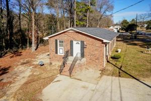 featured image of 113 N Bullock St