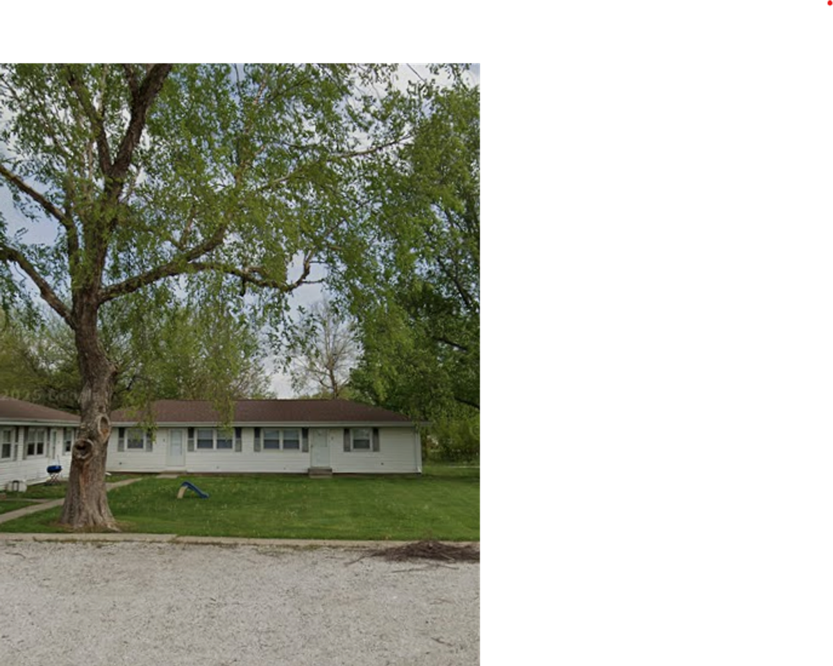 404 E Madison St - Photo 2 of 2