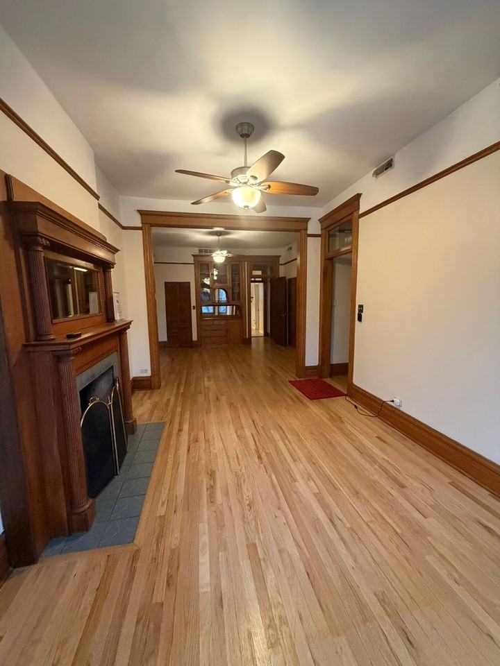 4108 N Southport Ave #2 - Photo 7 of 24