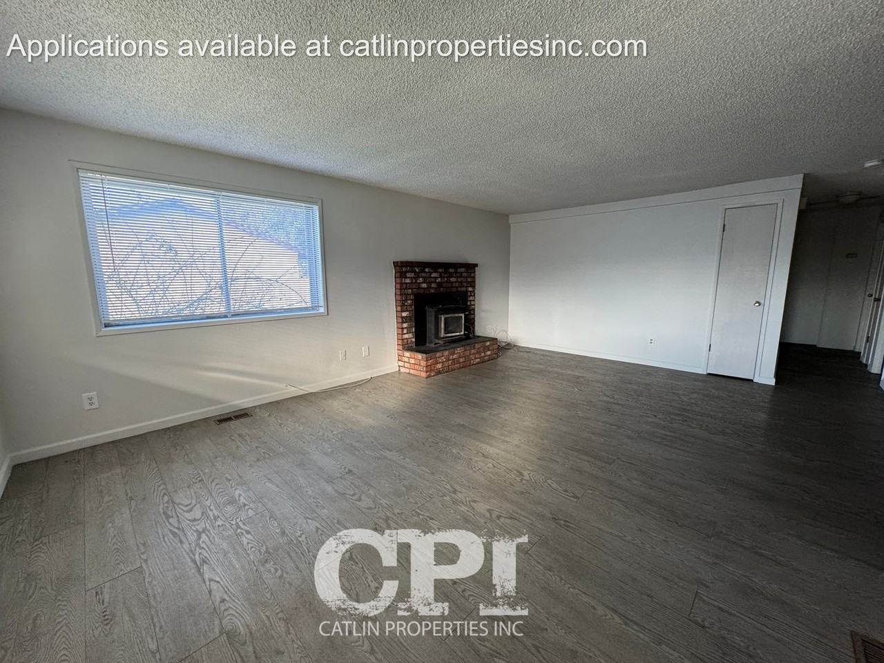 410 Brierwood Ct Se - Photo 3 of 15