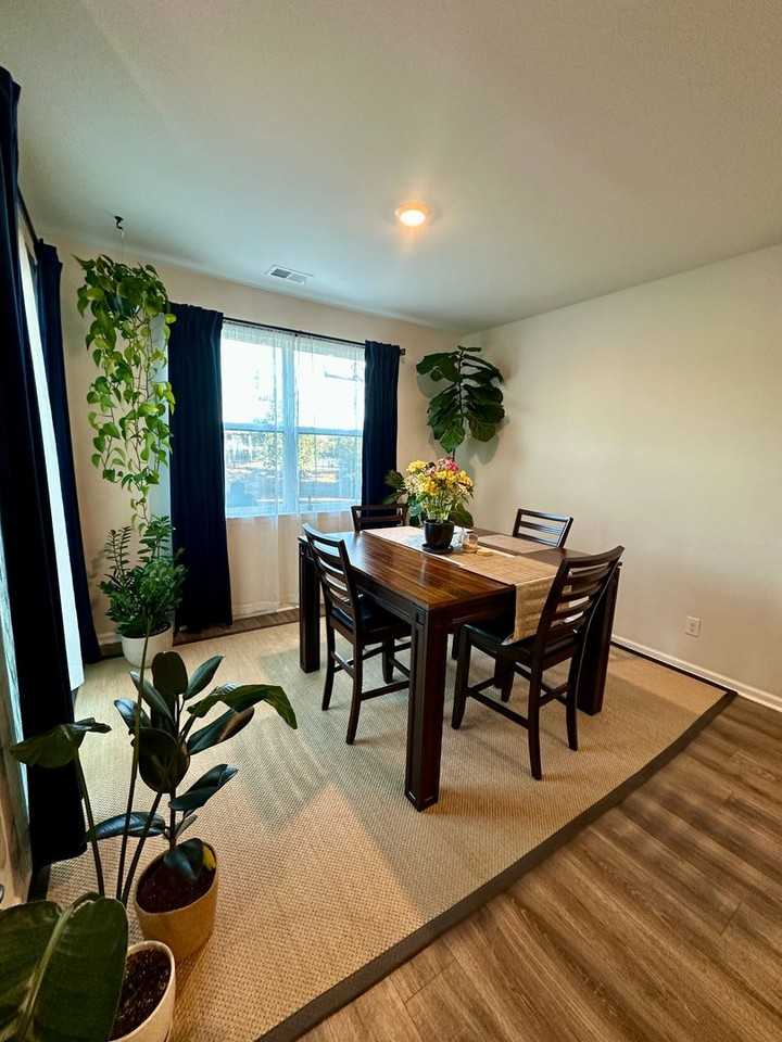 123 Oldwood Dr - Photo 6 of 17