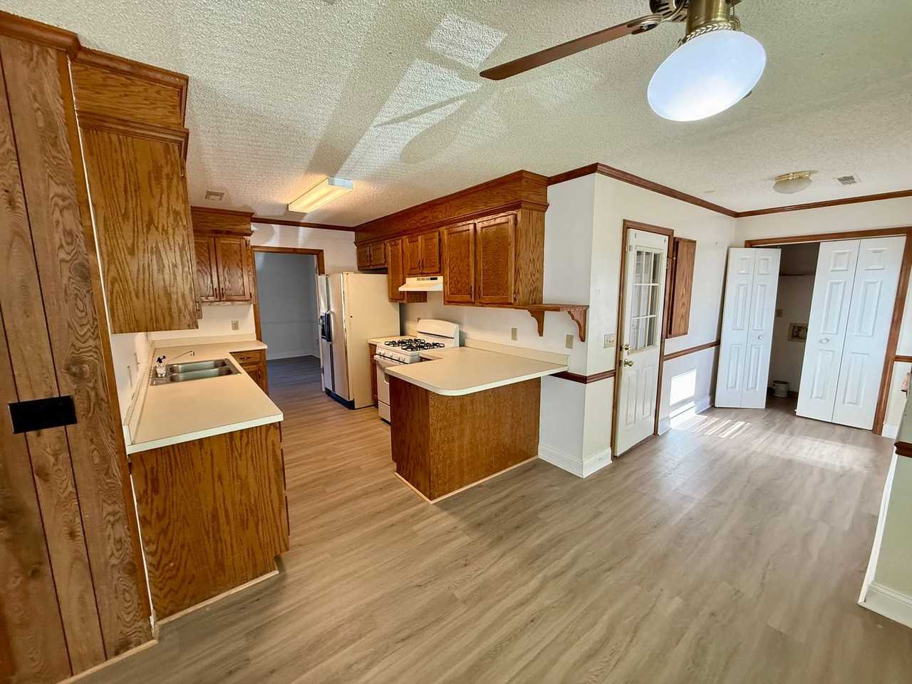 4620 Dawson Rd - Photo 5 of 13