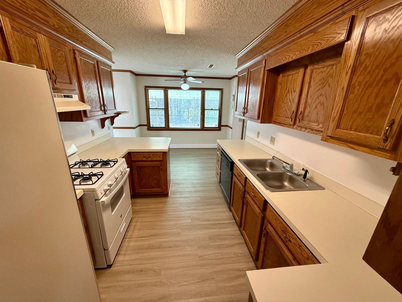 4620 Dawson Rd - Photo 6 of 13