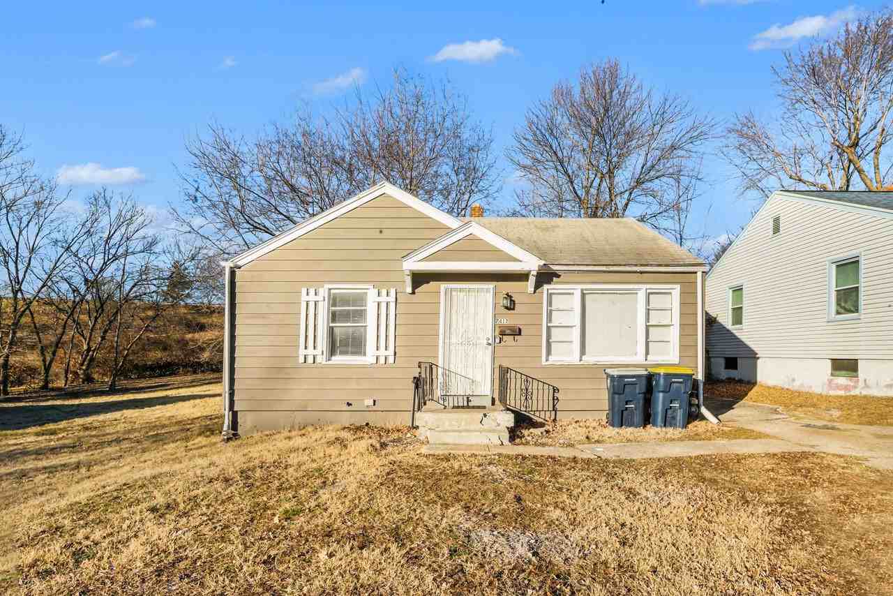 7412 Bellefontaine Ave - Photo 3 of 9