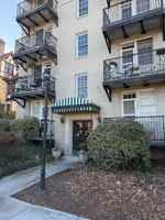 featured image of 1013 N Elm St