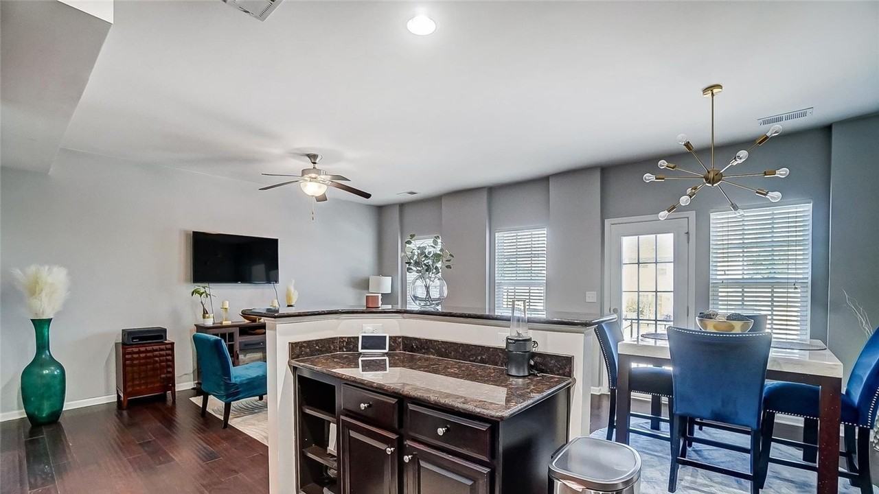 6402 Terrace View Ct - Photo 3 of 26