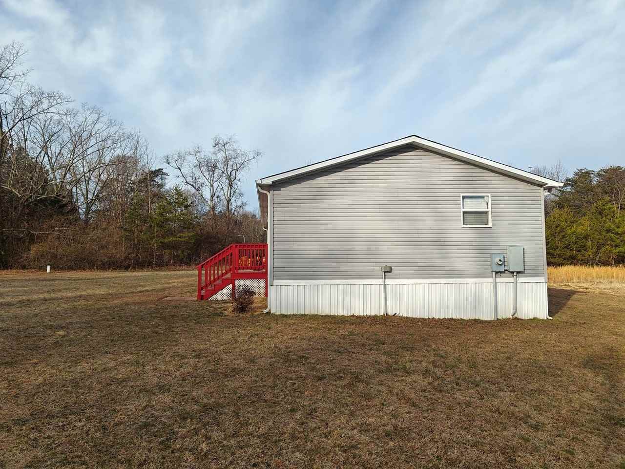 459 Davenport Rd - Photo 2 of 17