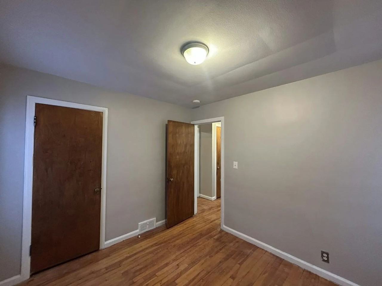 17253 Wormer St - Photo 5 of 13