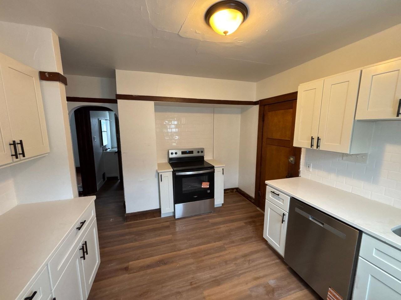 4568 N 38th St - Photo 4 of 22