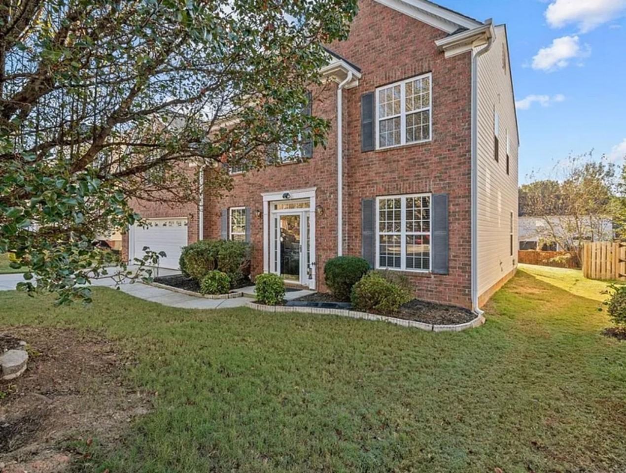 6 Galway Dr - Photo 2 of 24