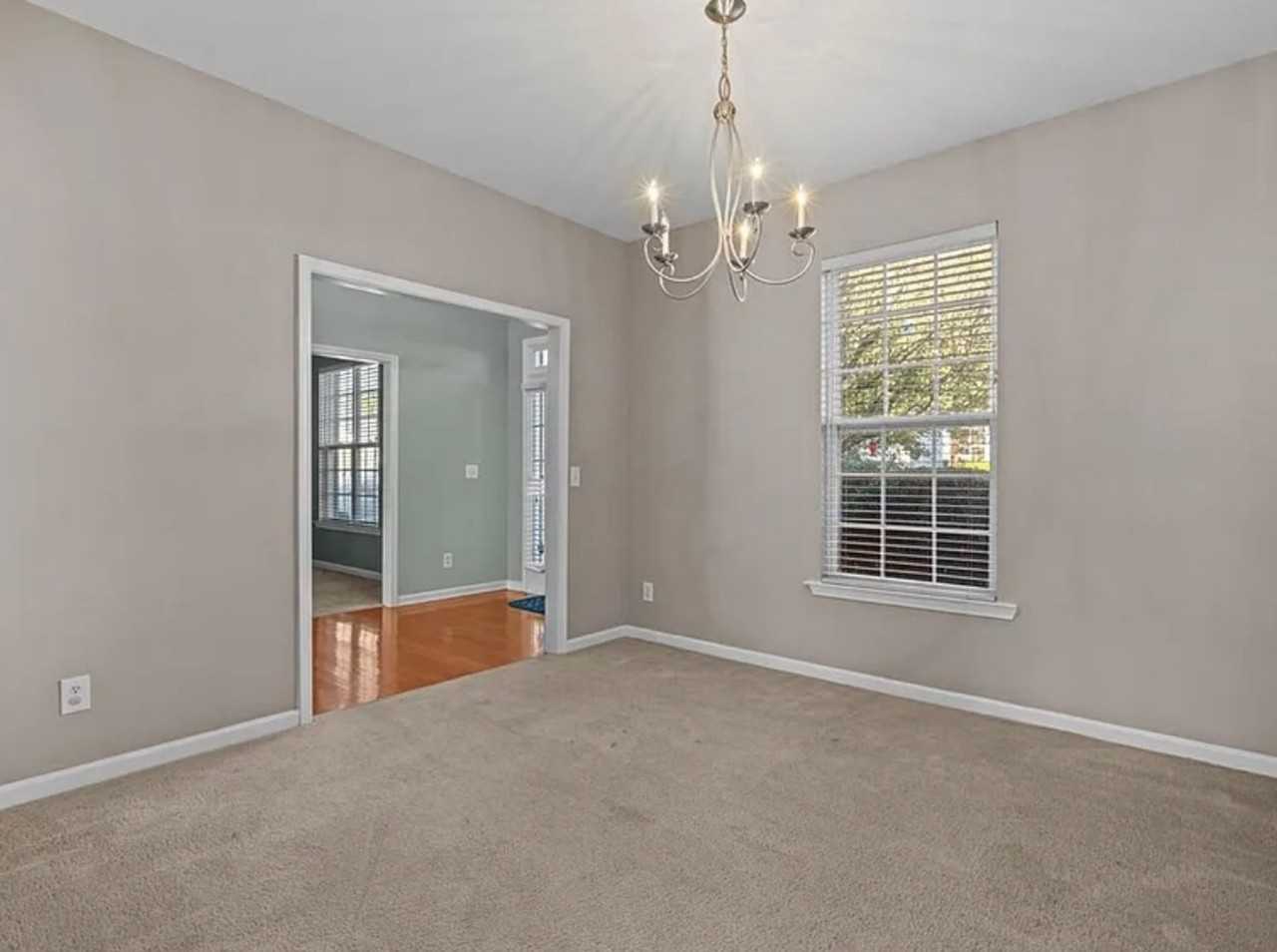 6 Galway Dr - Photo 5 of 24