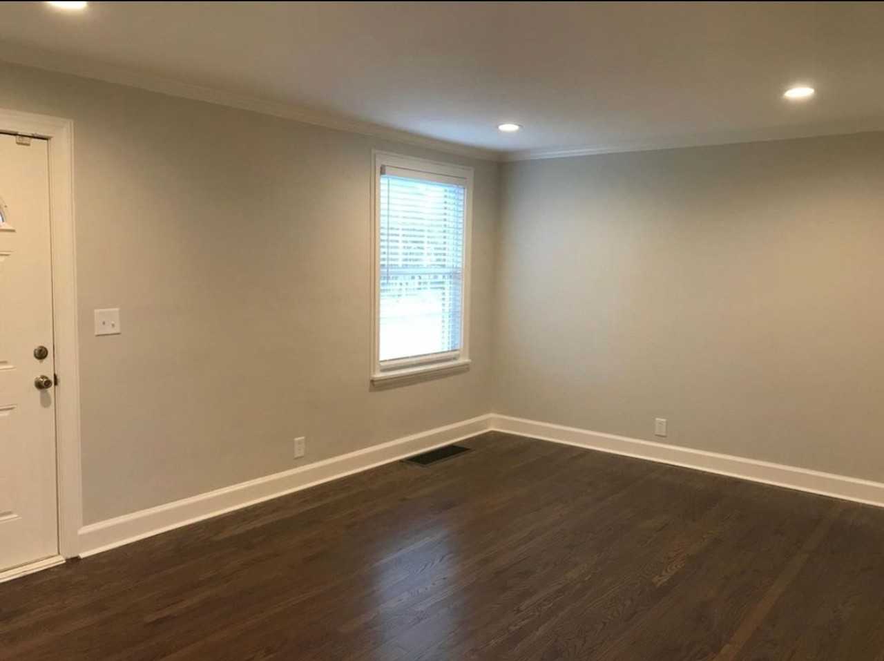 207 Cherokee Rd #B - Photo 2 of 9