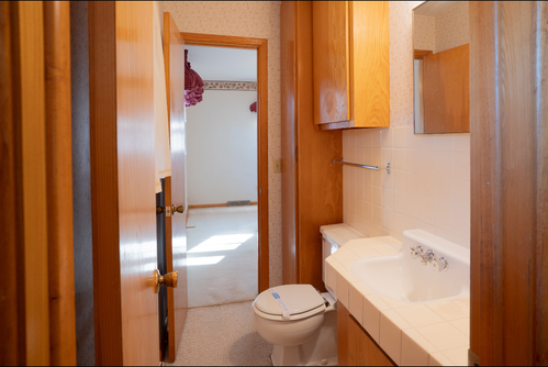 1002 S Capri Ln - Photo 4 of 11