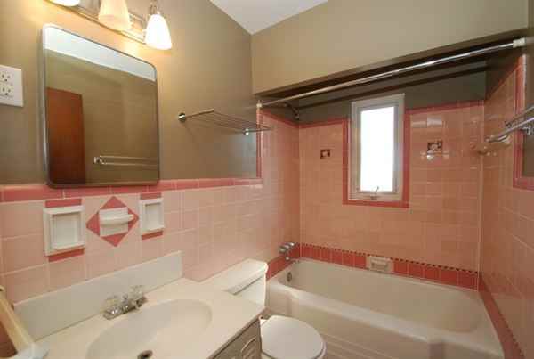 2919 Lawndale Ave - Photo 3 of 6