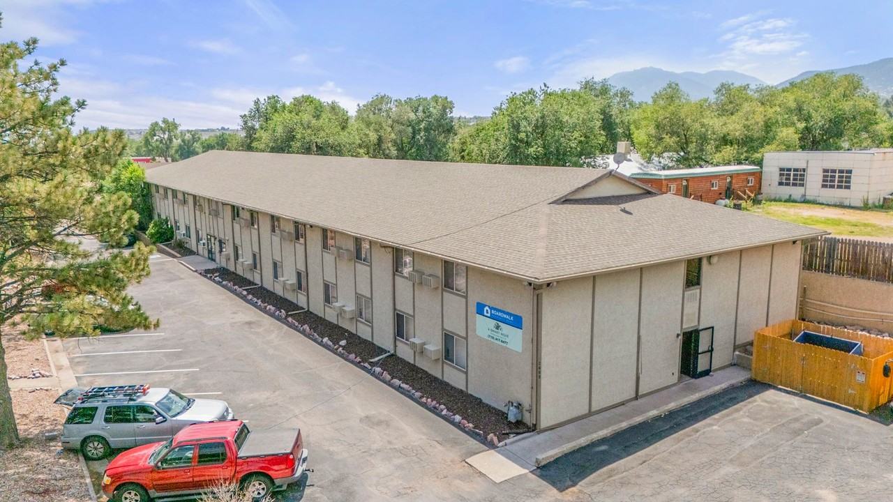 Raintree Apartments - Photo 7 of 18