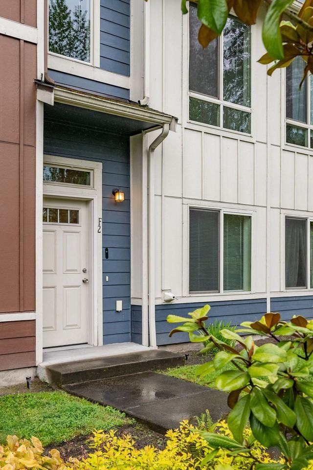 Pinnacle Townhomes - Photo 5 of 14