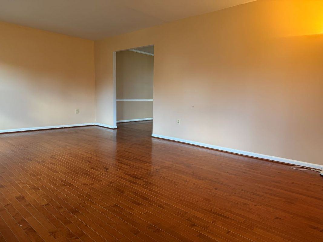 7818 Attleboro Dr - Photo 3 of 24