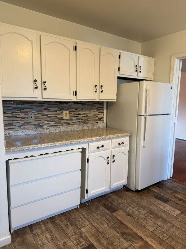 7818 Attleboro Dr - Photo 6 of 24