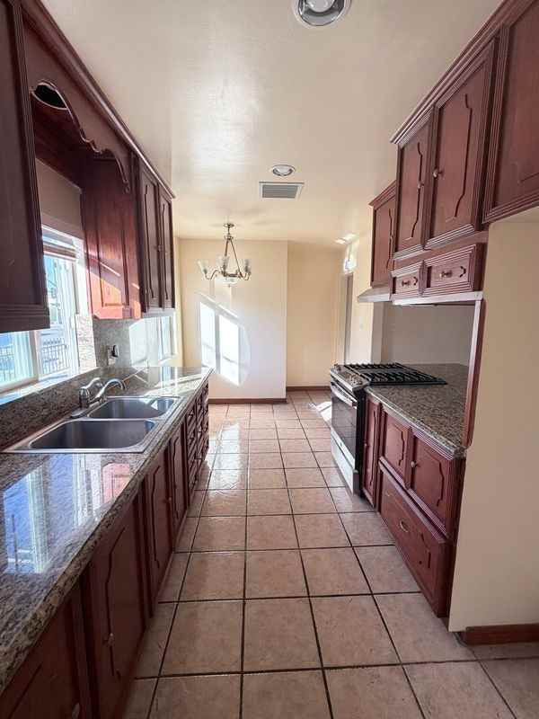 20256 Vanowen St - Photo 5 of 23