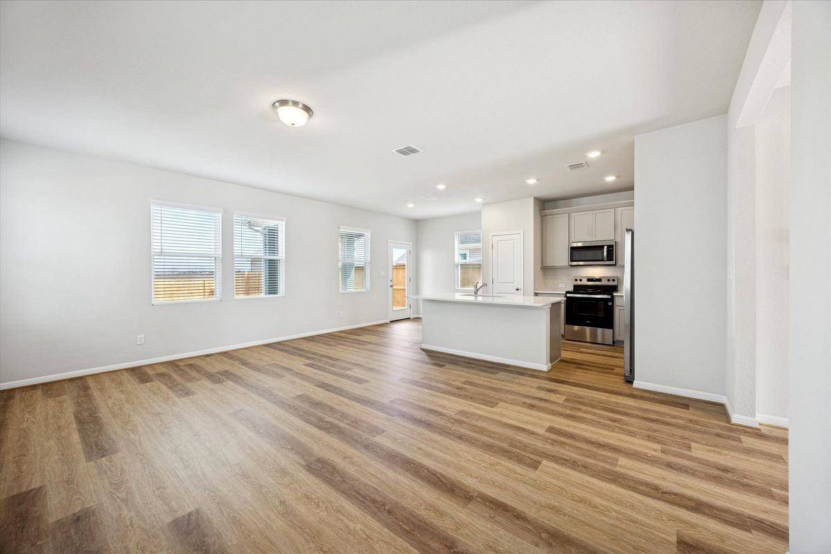 103 Elm Branch Trl - Photo 3 of 13