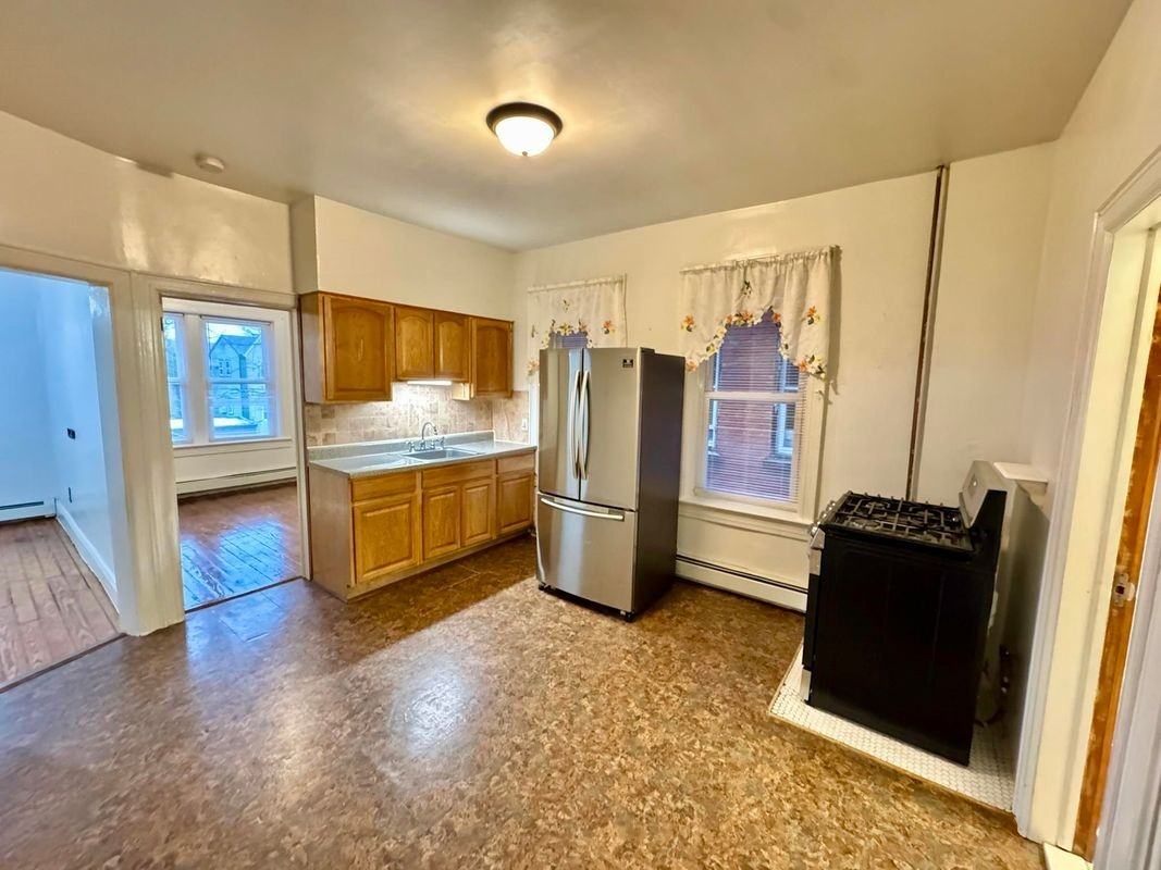 226 Avenue B ##3 - Photo 5 of 7