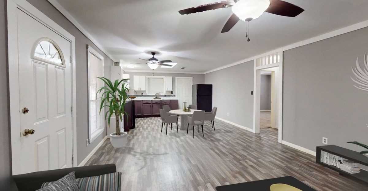 10983 Maywood St - Photo 3 of 3